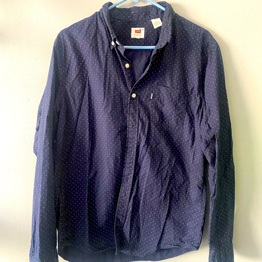 Levi’s Button Up Shirt -
